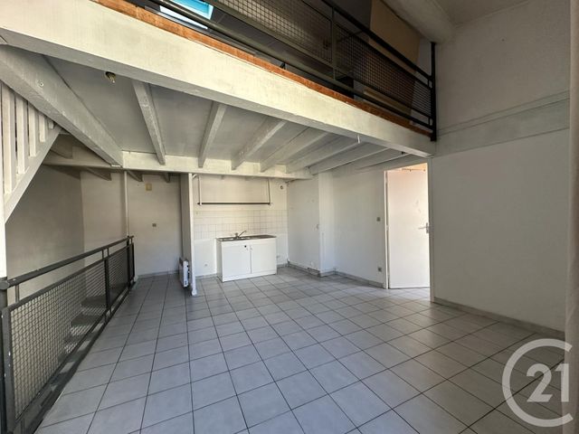 Appartement F2 bis à louer - 2 pièces - 56,51 m2 - Nimes - 30 - LANGUEDOC-ROUSSILLON