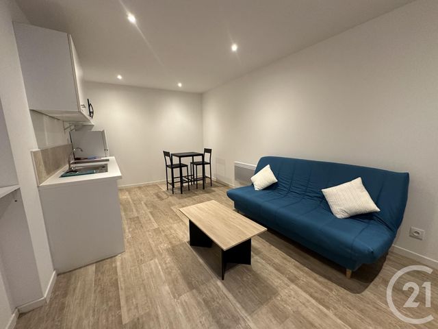 Appartement Studio à louer - 1 pièce - 21,50 m2 - Nimes - 30 - LANGUEDOC-ROUSSILLON