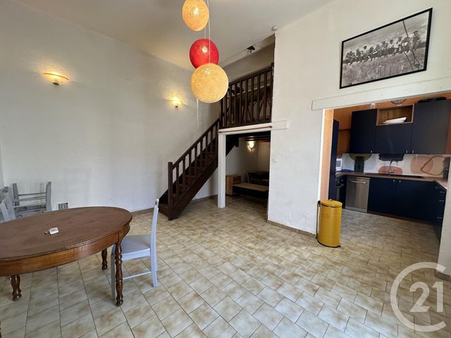 Appartement F2 bis à louer - 2 pièces - 53,73 m2 - Nimes - 30 - LANGUEDOC-ROUSSILLON