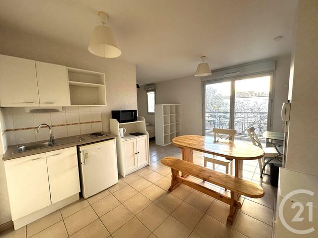 Appartement T1 à louer - 1 pièce - 28,89 m2 - Nimes - 30 - LANGUEDOC-ROUSSILLON