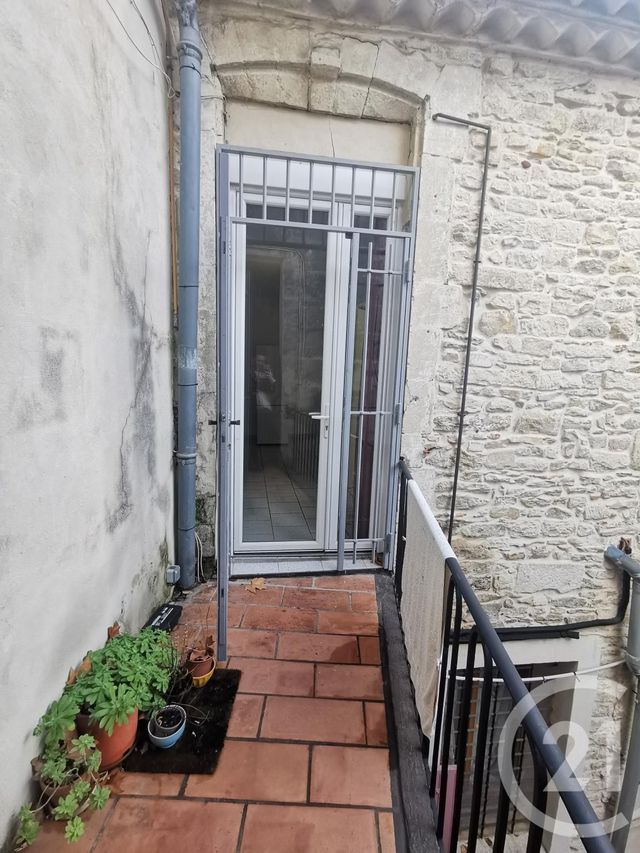 Appartement T2 à louer - 2 pièces - 54,01 m2 - Nimes - 30 - LANGUEDOC-ROUSSILLON