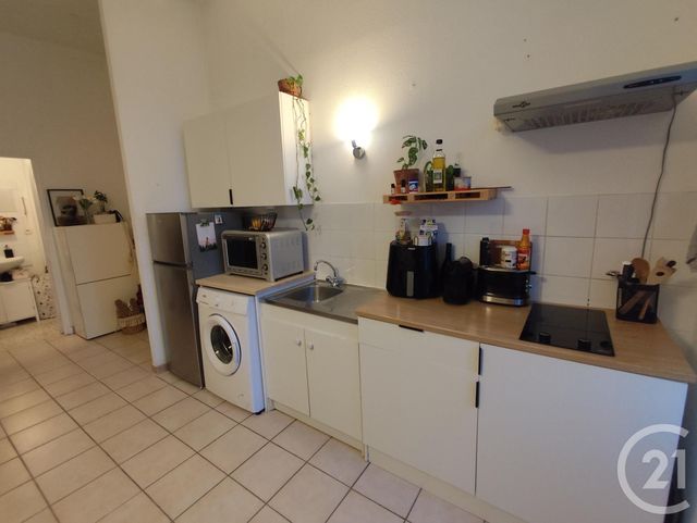 Appartement T2 à louer - 2 pièces - 33,44 m2 - Nimes - 30 - LANGUEDOC-ROUSSILLON