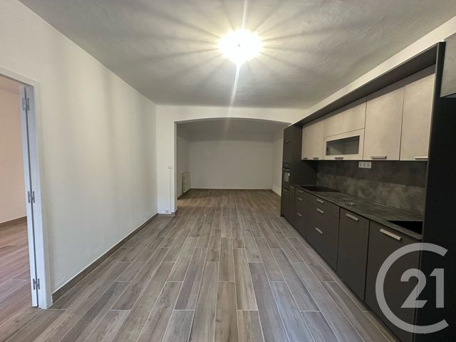 Appartement T2 à louer - 2 pièces - 55,31 m2 - Nimes - 30 - LANGUEDOC-ROUSSILLON