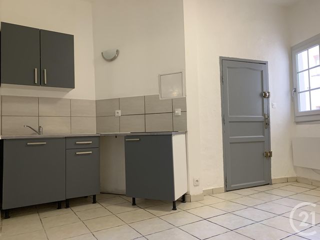 Appartement F2 à louer - 2 pièces - 29 m2 - Lunel - 34 - LANGUEDOC-ROUSSILLON