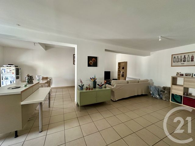 Appartement F3 à louer - 3 pièces - 97,49 m2 - Marsillargues - 34 - LANGUEDOC-ROUSSILLON